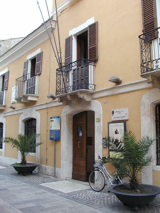 Suites Rome Pescara Ngoại thất bức ảnh
