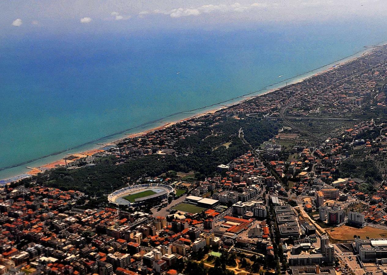 Suites Rome Pescara Ngoại thất bức ảnh